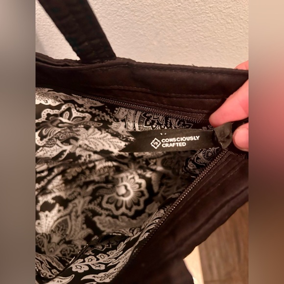 Vera Bradley, Quilted, Nordic, embroidered, deer tote bag. 7 - Picture 4 of 9